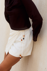 DIA MINI WRAP SKIRT - WHITE